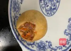 Illustration of how to stuff meat with gluten 5