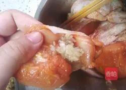 Illustration of how to make chicken wings with rice 7