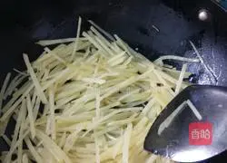 Illustration of how to make chopped green onion and shredded potatoes 4