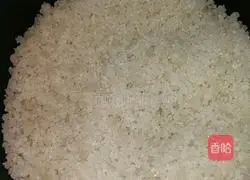 Illustration of how to make salt-baked chicken 3