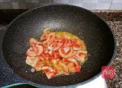 Illustration of how to make fried zucchini with tomatoes 9