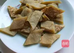 Illustration of how to make the special dish of mung bean on the 15th day of the first lunar month 4