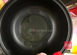 Illustration 6 of how to make pan-fried potato sausage chunks 