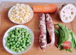 Illustration of how to make colorful pineapple 2