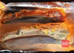 Illustration of how to make Western-style grilled lamb chops 5