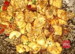 Illustration of how to make chicken and fried potatoes 5