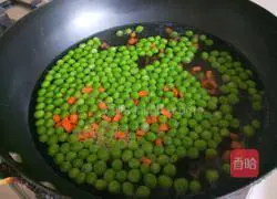 Xinwen Gourmet Stir-fried Minced Pork Beans Recipe Illustration 3