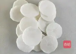 Illustration of how to make flowers bloom and prosper 9