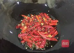 Illustration of how to make sauce elbow 5