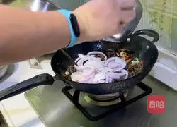 Illustration of how to make dry pot tea tree mushrooms 6