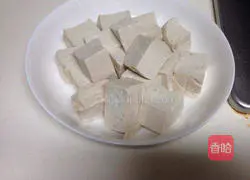 Illustration of how to make spicy tofu 1