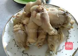 Illustration of how to make braised chicken wing roots 1