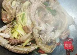 Illustration of how to make fresh sweet shrimps 6