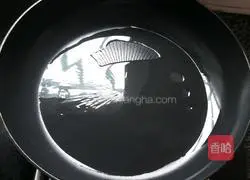 Illustration of how to stir-fry winter bamboo shoots with mushrooms 2