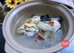 Huoshan dendrobium stewed chicken illustration 11