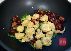 Illustration of how to make spicy cod balls 10