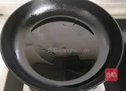 Illustration of how to cook silver pomfret with sauce 9