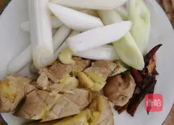 Illustration of Braised Pork Knuckles 2