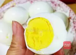 Illustration of how to make tiger skin mandarin duck eggs 3