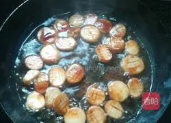 Illustration of how to make king oyster mushrooms in oyster sauce 9