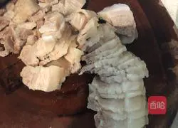 Illustration of Sichuan and Chongqing twice-cooked pork 1