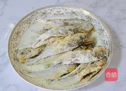 Illustration of how to make dry-fried yellow croaker 7