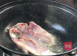 Illustration of grilled crucian carp 6