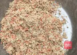 Illustration of how to make sweet potato powder meatballs 5