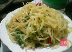 Illustration of making spicy and sour potato shreds 10