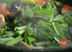 Illustration of how to make mushrooms and pig blood 8