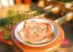 Illustration of how to make white wine salmon bones 16