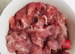 Illustration of how to make Mushu Pork 5