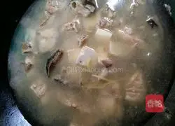 Illustration of how to make big head fish soup 7