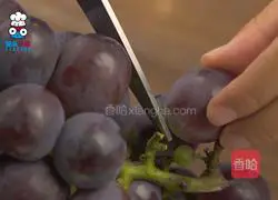 Illustration of how to make safe grape jam without additives 1