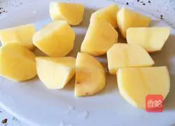 Illustration of braised pork, stewed potatoes and sauerkraut 1