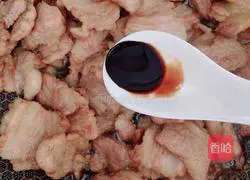 Illustration of how to make stir-fried pork 5