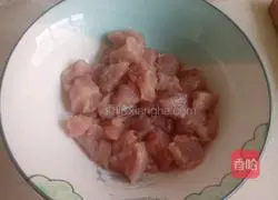 Illustration of how to make pineapple sweet pork 5