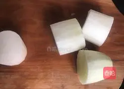 Illustration of how to make gold and white jade cups 1