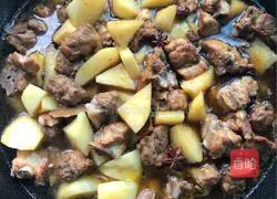 Illustration of how to cook pork ribs with potatoes 8