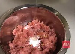 Lantern Festival on the 15th day of the first lunar month - Illustration of how to make steamed pork pie with pumpkin 4