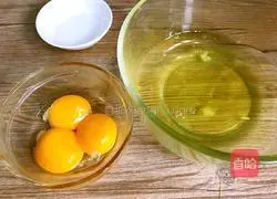 Illustration of making cloud eggs 2