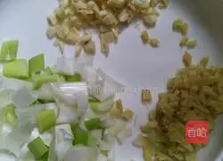 Illustration of braised tiger skin and green pepper 1