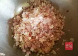 Illustration of how to make Luoxue Meatballs 3