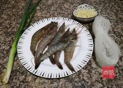 Illustration of how to make garlic vermicelli shrimp 1