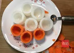 Illustration of how to make two-color radish cup 5