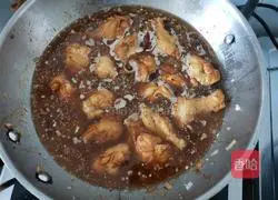 Illustration of how to make braised dried chicken wings 4