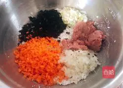 Illustration of how to make dry tofu sausage 3