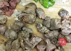Illustration of how to make fried chicken liver with hot pepper 4
