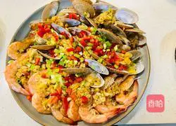 Illustration of how to steam seafood with garlic 14