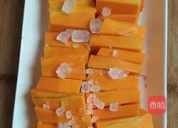 Illustration of how to make steamed pumpkin with rock sugar 2